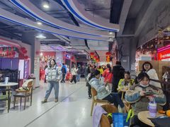 -嗨翻Hi-Fun竞技主题乐园·蹦床亲子生日轰趴(国光1937店)