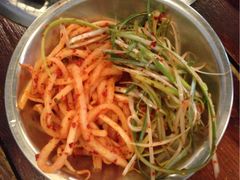泡菜萝卜-小本家韩式烤肉(紫藤路店)