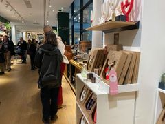 -乐蓬马歇百货公司(Rive Gauche)