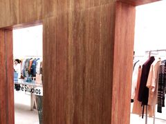 -Acne Studios(芮欧百货店)