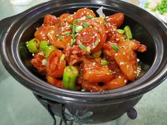 -梓檚中餐厅湖北菜小龙虾武昌鱼排骨藕汤(黄鹤楼店)