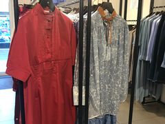 -Max Mara(王府井奥莱·香江小镇店)