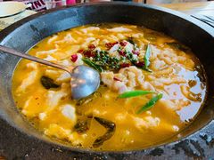 酸菜石锅鱼-味仙居(环城南路店)