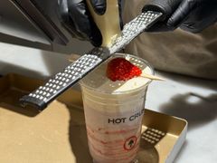 -HOT CRUSH趁热集合·现烤面包(上海环球港店)