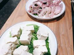 -三人行骨头王火锅(长寿店)