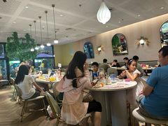 -必胜客(WOW中心城店)