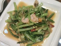 -那家老院子东北菜·饺子·小鸡炖蘑菇(艳华街店)