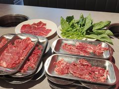 -张哞哞·鲜切牛肉自助火锅(高德置地店)