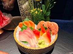 -蟹犇前•帝王蟹雪蟹(陆家嘴店)