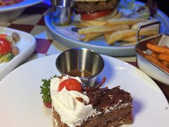 -鲨鱼美式餐厅酒吧Sharky