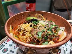 -成都你六姐·牛肉冒菜(上海长泰广场店)