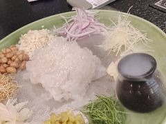 -得意咚瓜·顺德鱼生·冬瓜火锅(深圳首店)