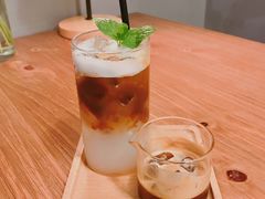 风味冰美式/梅子-转山咖啡(松柏社区店)