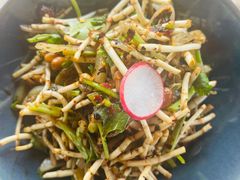 酸菜拌折耳根-山石榴·贵州菜(丰盛里店)