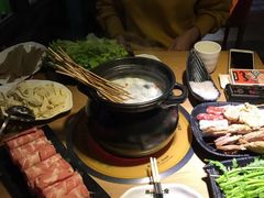 -尚品小土屋涮毛肚(李沧万达店)