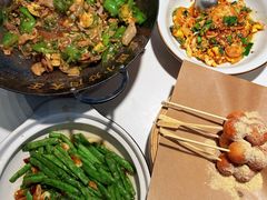 -费大厨辣椒炒肉(黄兴中心广场店)