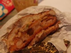 -麦当劳(世界城广场店)