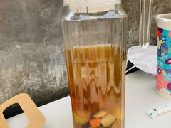 甘蔗马蹄水-肥仔文澳门猪骨煲(南京西路店)