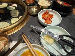 -韩白山·朝鲜族烤牛肉·酱蟹(长宁龙之梦店)