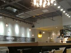 大堂-HELLO 27 意面·沙拉·帕尼尼