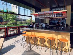 -星巴克臻选(上海合生汇1F店)