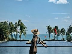 -亚龙湾喜来登·美景台大堂吧