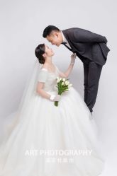 -纪梵希旅拍婚纱摄影(大连总店)