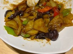 -蒙艾里民族传统菜蒙餐