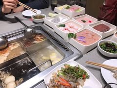 -海底捞火锅(天一广场亚细亚店)
