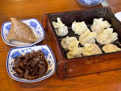 张家巷灌汤烧麦-张家巷美食(南浔店)