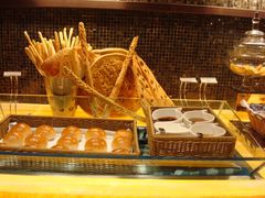 -岷山饭店-芝芝自助餐厅