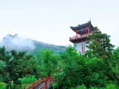 -黄金寨原生态旅游区