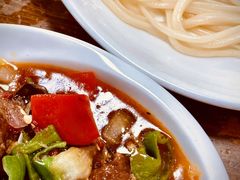 -歹歹的加个面过油肉拌面