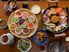 -包整·丝娃娃(一览甲秀楼风景店)