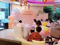 -极光口腔·矫正种植修复(锦江店)
