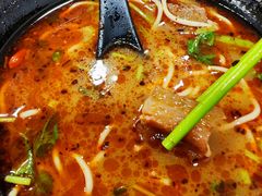 -志权牛肉面(灵山路店)