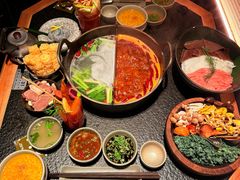 -三出山火锅(南京万象天地店)