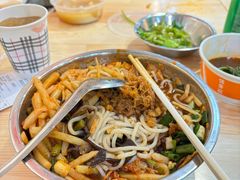 -柳州肥姨妈大骨螺蛳粉(东靖路店)