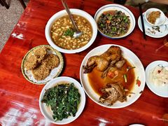 -芦茨金富饭庄·25年老字号·专做稻草鸡
