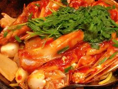 砂锅鱼头-新荣记(南京西路店)