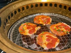 -山川小町·极番烧肉(新地假日广场店)