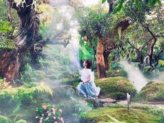 -Chom Cafe and Restaurant