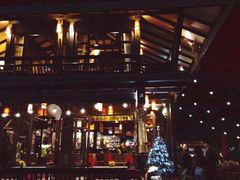 -Dash Teak House