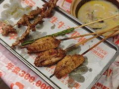 -威记烧嘢·南宁烧烤·超级生牛(绿地店)