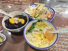 -长人馄饨铺(解放街店)