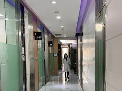 -雅悦齿科(顾村公园店)