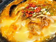 -苗乡米线(建军路店)