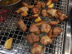 -肉甲韩国木炭烤肉(新壹街1店)