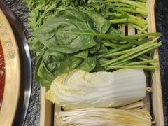 -渝里重庆火锅(航天城店)