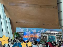 -抱抱地球咖啡馆(国家海洋博物馆店)